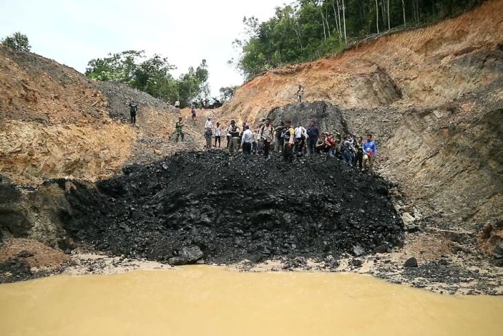 Masyarakat HST mengadukan aktivitas penambangan batu bara ke Bareskrim Polri