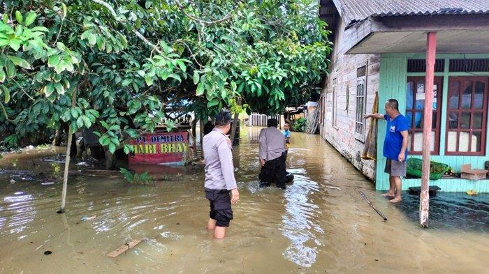 Banjir Lahan Warga Mabuun, Kabupaten Tabalong, Kalimantan Selatan