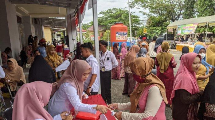 Pasar Murah, Dinas Perdagangan Tapin Sasar 12 Kecamatan, Beras Dijual Rp 10.000 Per Dua Kilogram