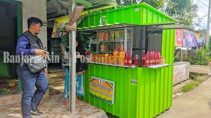 Penjual Sirup Mandai dan Batumandi Dapat Stan Kontainer dari Pemkab Balangan – Pos Banjarmasin