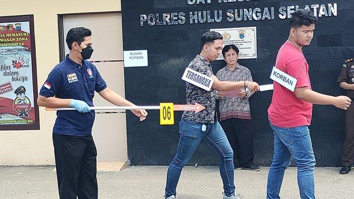 Sebanyak 14 adegan dilakukan dalam rekonstruksi pembunuhan yang dilakukan oleh HSS Polda Kalsel – Banjarmasin Post