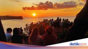 Spot Piknik Low Budget di Bukit Balangan, Sunset Sempurna – detikBali
