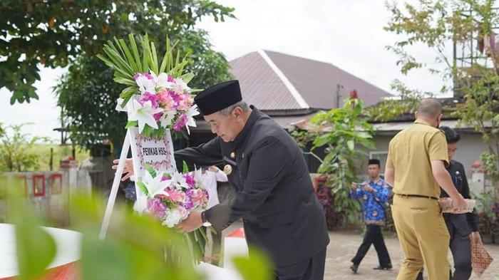 Peringatan Perang Kemerdekaan Nagara di Daha dihadiri Bupati dan Wakil Bupati HSS – Banjarmasin Post