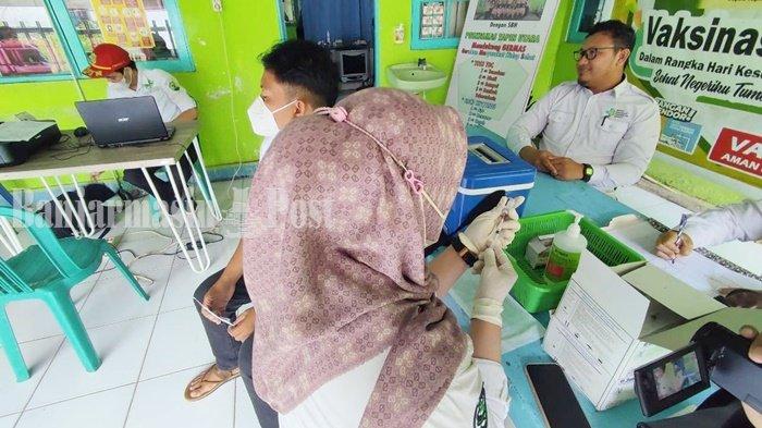 Vaksinasi Booster Kedua untuk Masyarakat Umum Dimulai, Dinkes Kabupaten Tapin Siapkan 150 Botol
