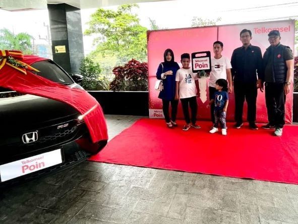 Pelanggan Telkomsel di Hulu Sungai Utara Raih Hadiah Mobil Honda City Hatchback Program Undian Undian Hepi Points – Infobanua.co.id