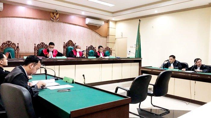 Dua Terdakwa Dugaan Korupsi Pengadaan Tanah Gedung Samsat Amuntai Kabupaten HSU Jalani Sidang – Banjarmasin Post