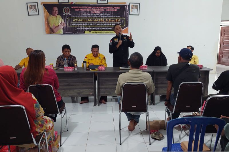Anggota DPRD Kalsel mensosialisasikan Perda 11/2018 dalam rangka pengesahannya "pengerdilan" – ANTARA Kalimantan Selatan
