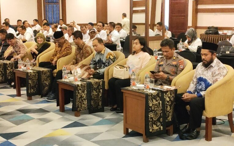 Kesbangpol Bersama FKDM Tapin Gelar Bimtek Siaga Dini