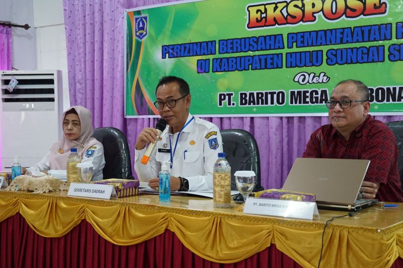 DPMPTSP HSS memfasilitasi pemaparan persetujuan komitmen PBPH PT Barito Mega Karbonate