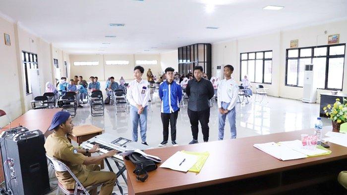 Empat Mahasiswa HSU Kabupaten akan Ikuti Audisi Gita Bahana Nusantara Tingkat Provinsi Kalimantan Selatan