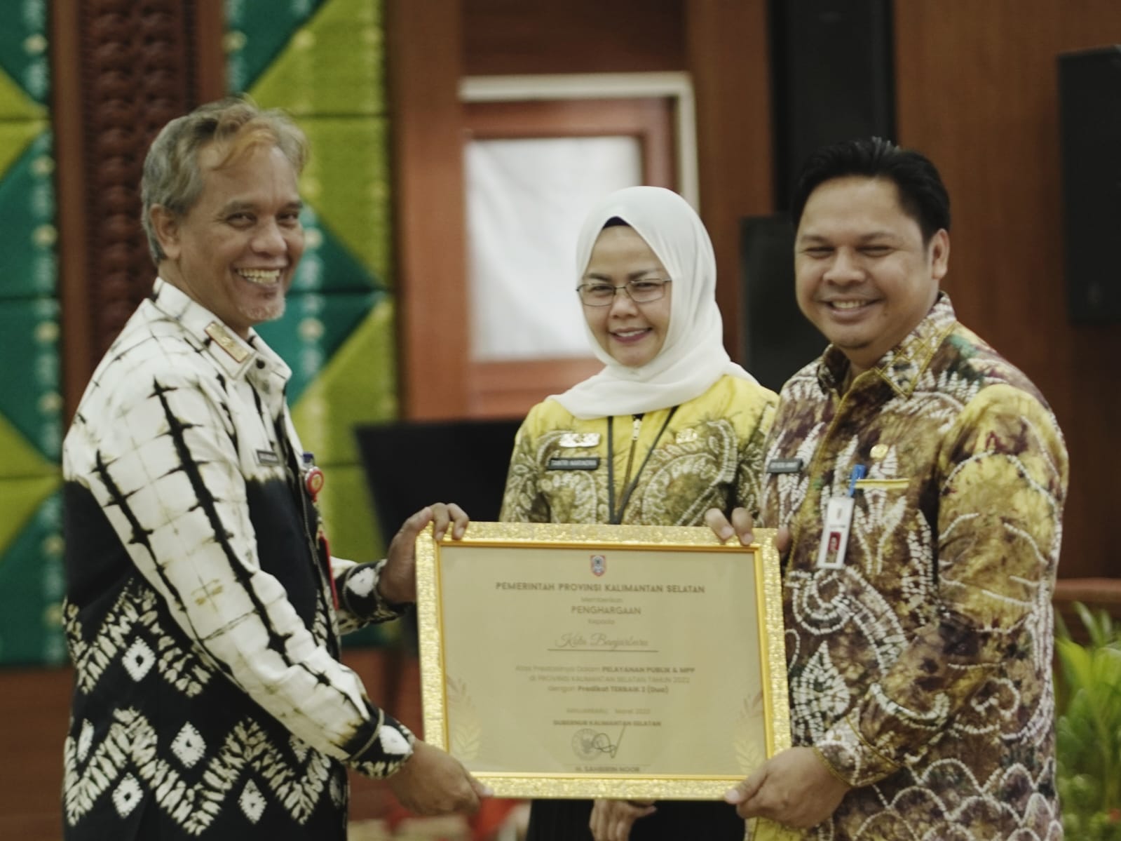 Raih Dua Penghargaan dari Pemprov Kalsel, MPP Banjarbaru Jadi Terbaik Kedua – Kalimantan Channel