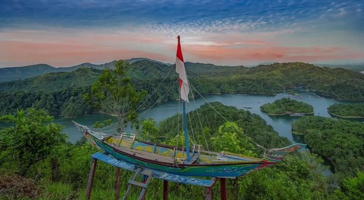 Wisata Kalimantan, Bukit Matang Kaladan sangat populer dan cocok untuk dikunjungi